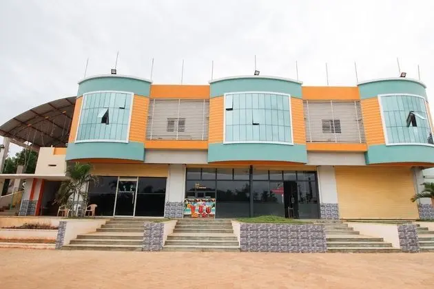 OYO 47450 Hotel Srn