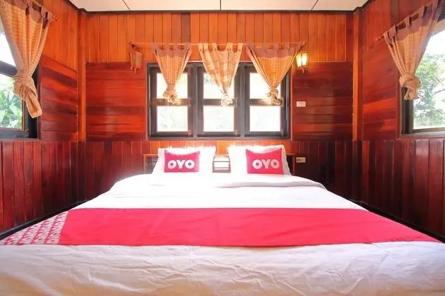 OYO 476 Ban Rimnam Resort - Oda