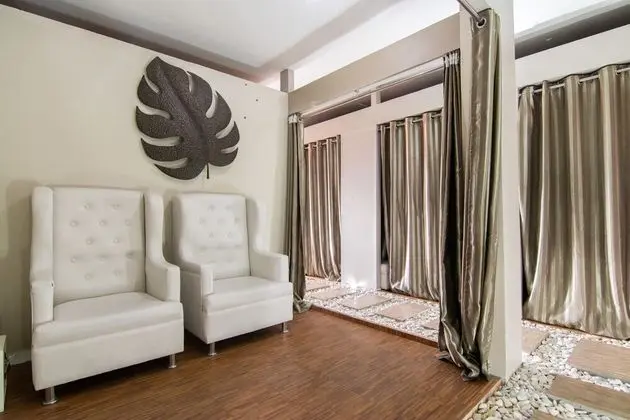 OYO 482 Sitio Manuel Hotel - Spa