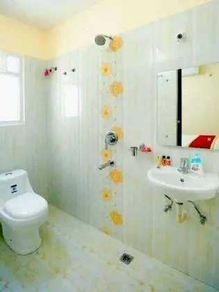 OYO 491 Apartment Hotel Namo Suites - Banyo Tipleri