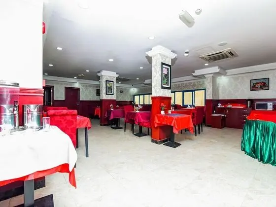 Oyo 492 Gulf Star - Yerinde Yemek