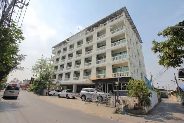 OYO 498 Ladawan Villa