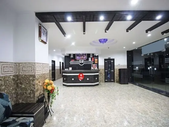 OYO 5093 Hotel Broadway - Lobi