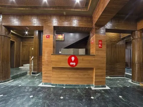 OYO 5174 Hotel Pamposh - Lobi