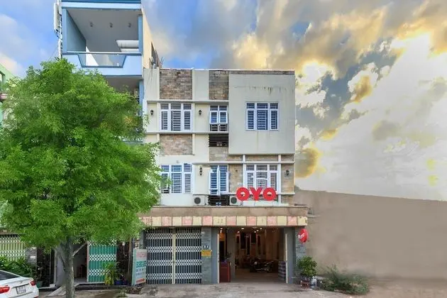 OYO 521 Hoang Anh Hotel