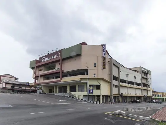 OYO 529 Central Hotel