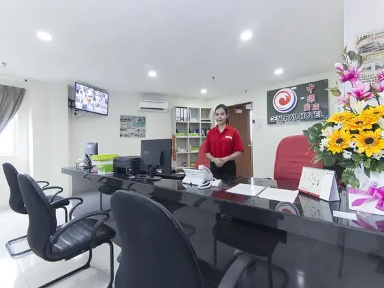 OYO 529 Central Hotel - Lobi