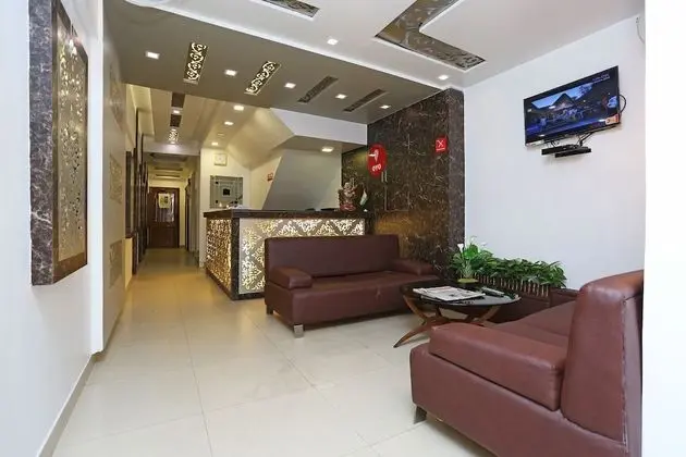 OYO 5382 Hotel Elegant International - Lobi