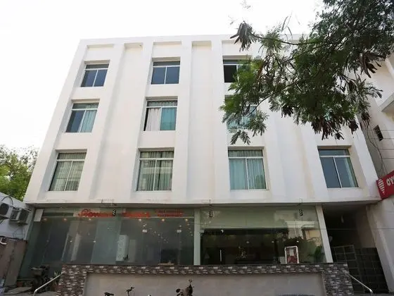 OYO 5474 Hotel Aries