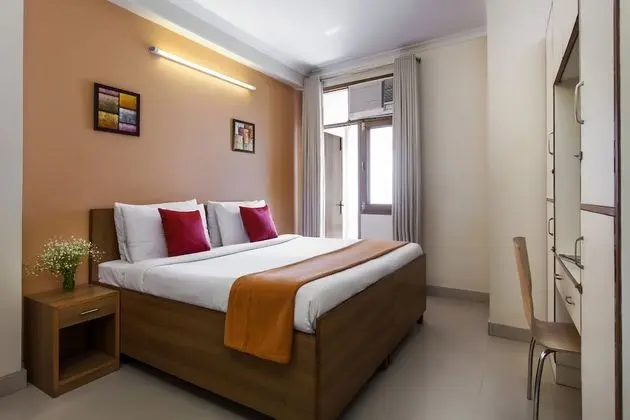 OYO 5533 Bafel Residency