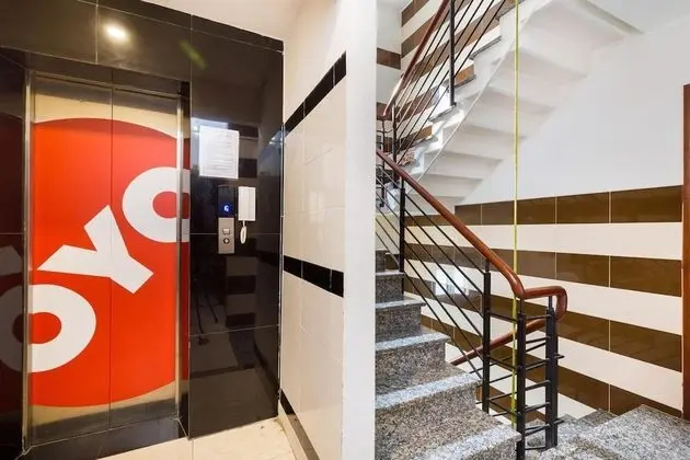 OYO 560 Le Ngan Phung Hotel - İç Mekan