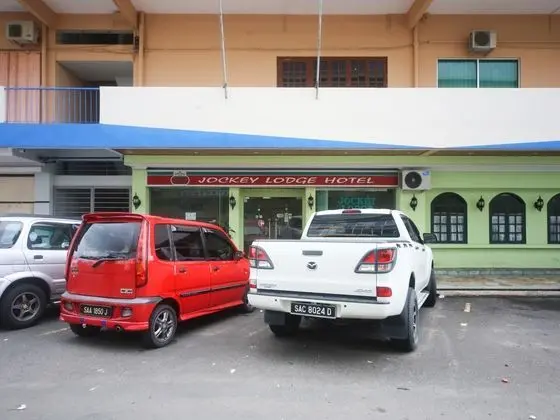 OYO 563 Jockey Lodge Hotel
