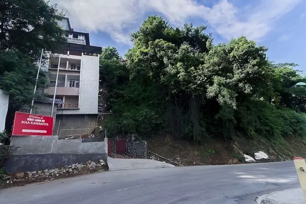 OYO 5638 OM Regency I - Dış Mekan