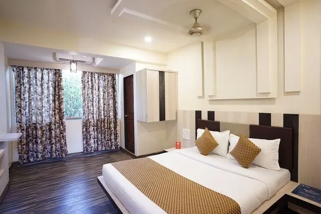 OYO 5665 Rana Residency - Oda