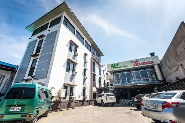 OYO 569 Alt Complex
