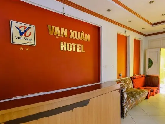 OYO 575 Van Xuan Hotel - Lobi