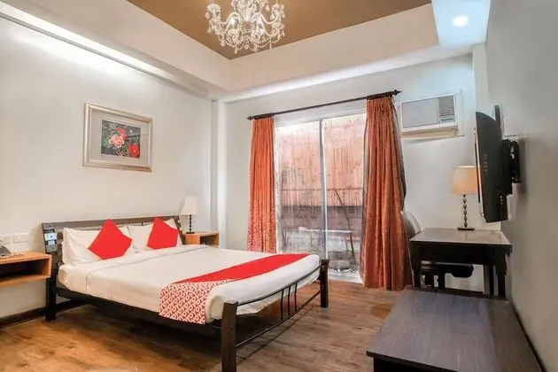 OYO 579 Anisabel Suites - Oda