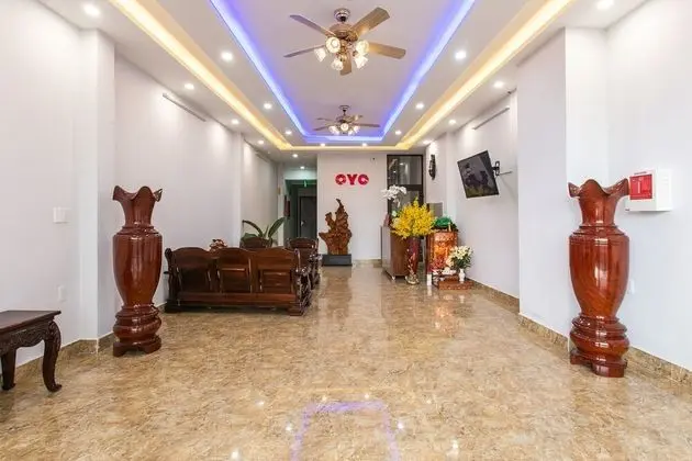 OYO 586 Hoang Anh Apartment - Lobi