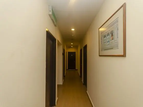 OYO 596 The Vintage Hotel - Lobi