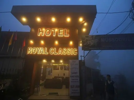 OYO 6119 Hotel Royal Classic - Dış Mekan
