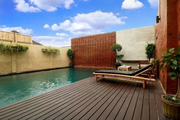 OYO 612 Dante Residence
