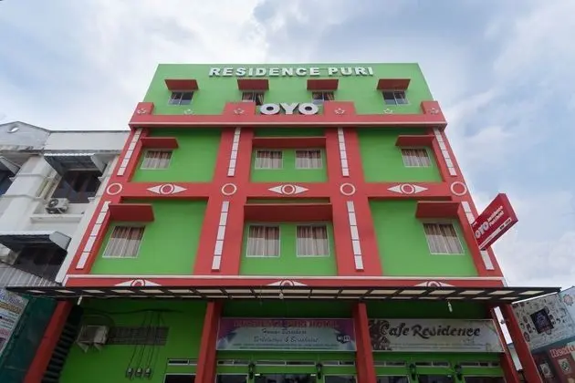 OYO 615 Residence Puri Hotel Syariah - Dış Mekan
