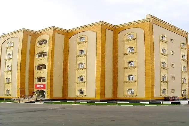 OYO 617 Rose Plaza Hotel