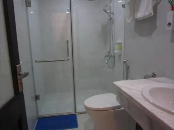 OYO 620 New World Hotel - Banyo Tipleri
