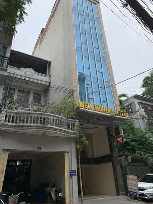 OYO 620 New World Hotel - Dış Mekan