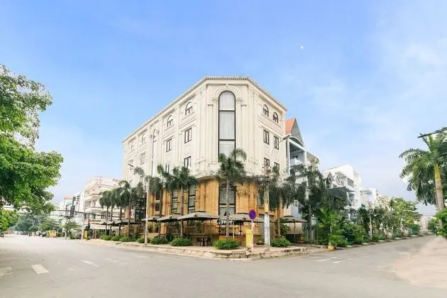 OYO 628 Tang Phat Hotel