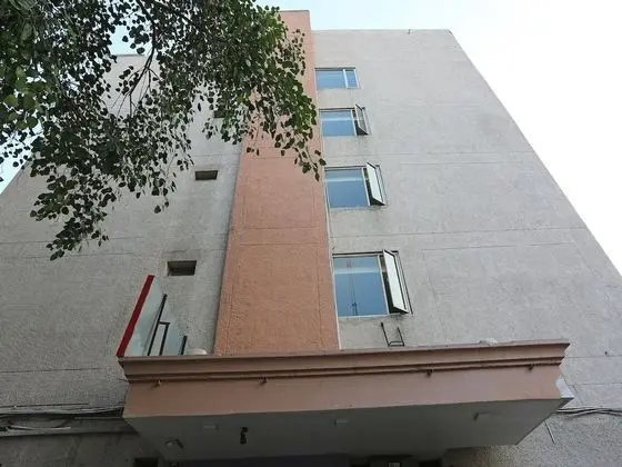 OYO 645 Hotel Paharganj Tourist International - Dış Mekan