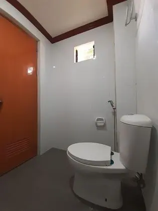 OYO 647 Summer Wind Pension - Banyo Tipleri