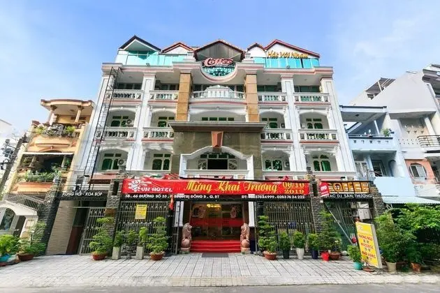 OYO 648 Vienna Hotel - Dış Mekan