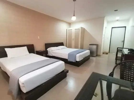 OYO 654 Golden Hotel - Oda