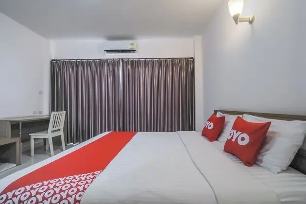 OYO 662 Malee Bunga Hotel - Oda
