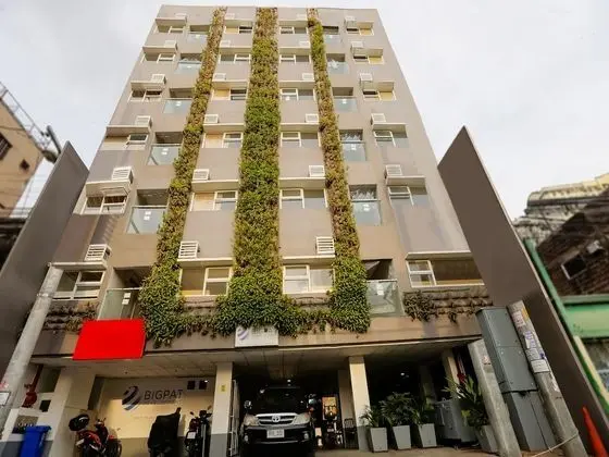 OYO 665 Pasay Centrale Hotel