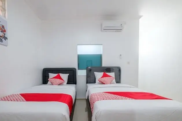 OYO 672 Bali Radiance Canggu - Oda