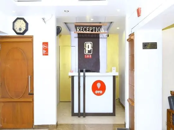 OYO 6759 Hotel Sky Park - Lobi