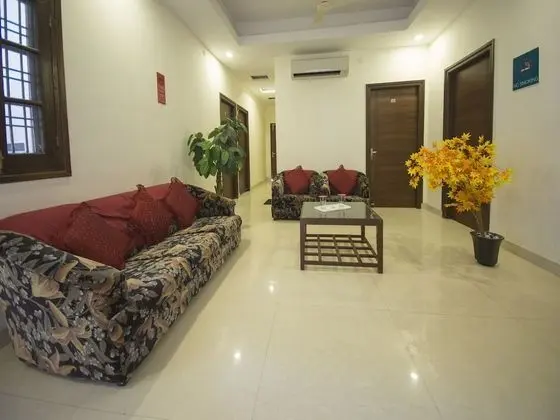 OYO 680 Hotel Ranjana Heritage - Lobi