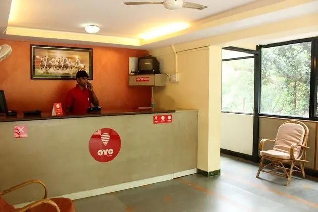 OYO 6807 Picnic Plaza - Lobi