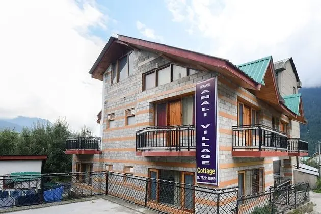 OYO 7007 Manali Village Cottage