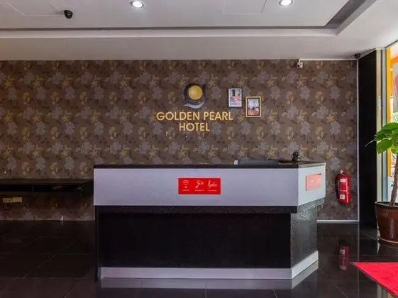OYO 705 Golden Pearl Hotel - Lobi