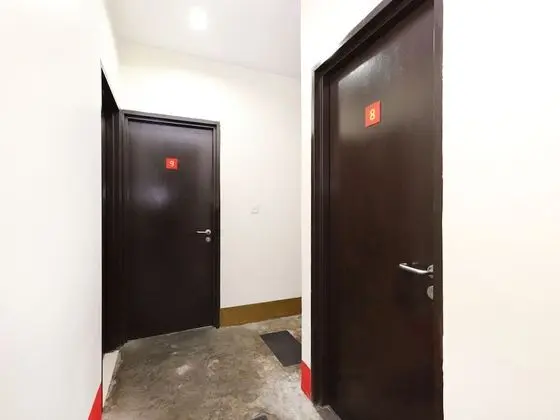 OYO 712 Hotel Corridor - İç Mekan