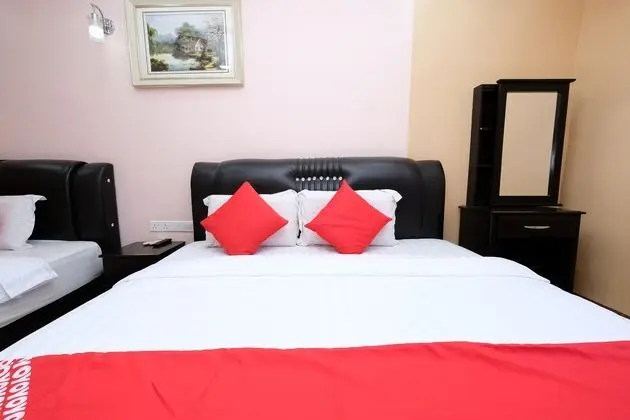 OYO 714 Arina Hotel - Oda