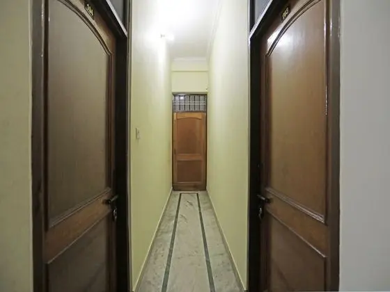 OYO 7162 Home Stay Shikhar Paradise - İç Mekan
