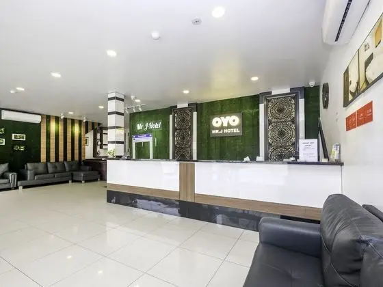 OYO 718 MR J Hotel Wakaf Che Yeh 1 - Lobi