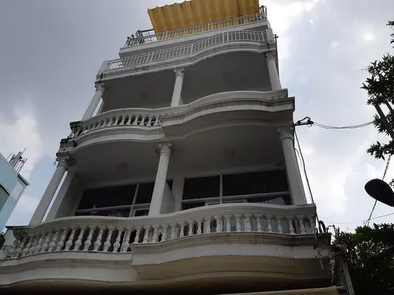 OYO 731 Yelo Hostel & Cafe - Dış Mekan