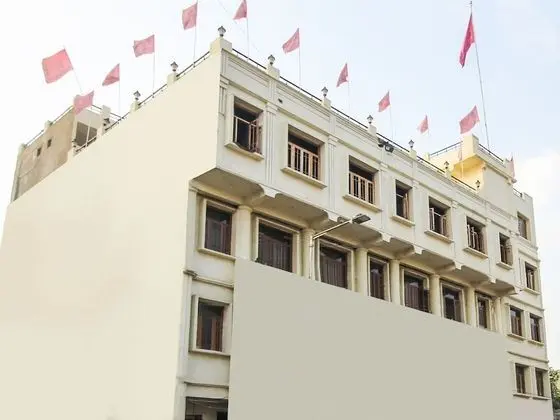 OYO 7343 Al Shareef Palace