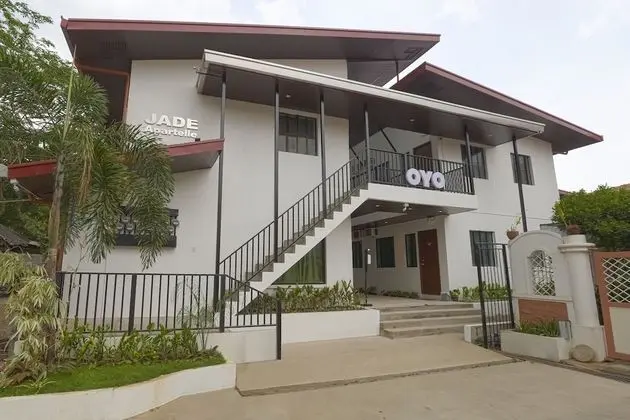 OYO 736 Jade Apartelle