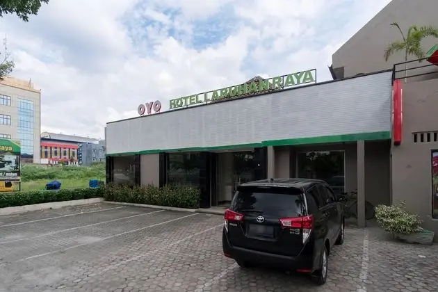 OYO 741 Hotel Labuhan Raya